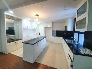 chính chủ gửi bán căn 4 phòng ngủ goldmark city giá tốt nhất thị trường