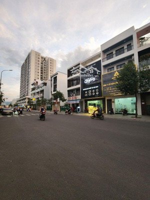 bán nhà 4 tầng cho thuê kinh doanh đường thích quảng đức (số 4), phước hải, nha trang giá 25,8 tỷ