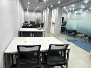 Văn phòng cho thuê mặt tiền cách mạng tháng tám, quận tân bình