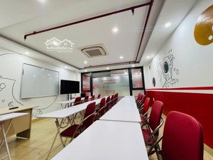 mặt phố kinh doanh đang cho thuê 75tr/th trần bình 80m2 9 tầng thang máy mt 5m 46.8 tỷ cầu giấy