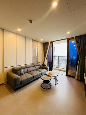 duy nhất căn hộ 2pn tầng cao, full nt - view cầu rồng cần bán giá tốt trong tháng 9. lh 