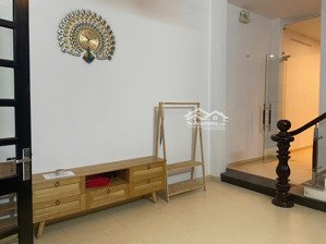 chính chủ gửi bán nhà 3 tầng tạ mỹ duật, 12 tỷ, 75.5m2, 4pn, 3wc, hướng bắc chỉ với giá cực chất