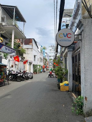 giảm sâu bán gấp nhà hxh 6m siêu đẹp lê văn sỹ,p14,q3 trung tâm, dt 9x20m, 4 tầng, giá 39 tỷ