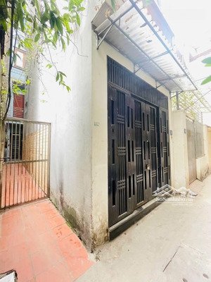 -phố nghi tàm - 2 thoáng - gần ô tô tránh đỗ ngày đêm - ngõ thông - kinh doanh - 55m -10.8tỷ