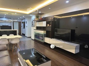 cho thuê cc diamond flower tower 130m2 3n2w full nội thất . phù hợp hộ gia đình. giá chỉ từ 20tr/th