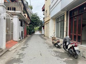 chị họ nhờ bán cho con định cư úc - 4 tầng dân xây kiên cố lô góc ô tô tránh kinh doanh nhỏ lẻ