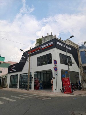 siêu phẩm góc 2 mặt tiền đường tân thành p. 12 quận 5 dt: 20x9m 2 tầng hđt: 120 triệu giá: 30 tỷ