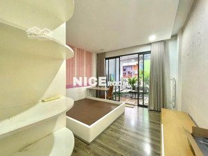 cho thuê căn hộ 2 pn - ung văn khiêm - hxh vivu - ngay đh hutech -full nội thất chỉ 11tr/t