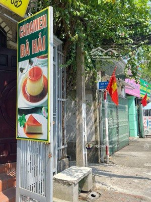 nhà 4 tầng- trung tâm bồ đề - 3 bước ra hồ - diện tích rộng - ở sướng . qua cầu là tới rốn rùa.