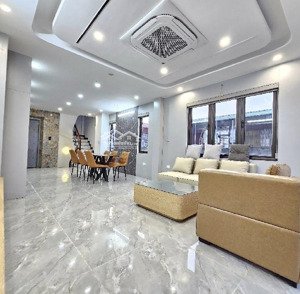 bán nhà cự khối long biên hà nội diện tích : 52,8m2 * 4m * 6 tầng * 11,3 tỷ gaza ôtô thang máy