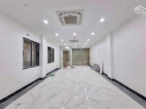 bán tòa nhà văn phòng hoàng quốc việt trung tâm cầu giấy