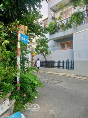 hiếm cấp 4 hxh 7m ngay đại học makettinh đỗ xuân hợp quận 9 55m2 giá nhỉnh 4tỷ