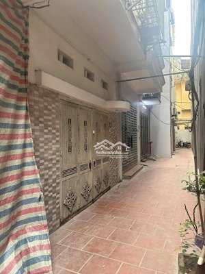 bán nhà tại ngõ hoà bình 7 dt 41x4t, ngõ rộng thoải mái, giá 10,4 tỷ có bớt, lh 098387348