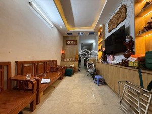 bán nhanh nhà ngõ ba gác tại phố hoa bằng ,cầu giấy, hà nội 5 tầng 7,2 tỷ lh thúy hà