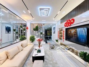 bán gấp - xuân thủy - 42m2, mặt tiền 4m - 20m ra ô tô tránh - 9.5 tỷ