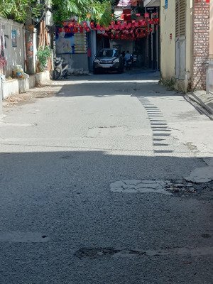 siêu phẩm - đê la thành - kinh doanh - 20m ra ô tô - thang máy - kinh doanh - nhỉnh 11 tỷ.