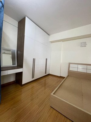 cho thuê căn góc 2pn+2wc, 64m2 tại thủ thiêm garden, giá siêu hời chỉ với 8 triệu full xịn đẹp