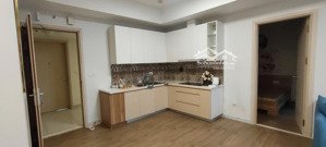 cần bán căn 2 ngủ toà a westbay tầng 16 giá 3.15 tỷ bao phí lh 