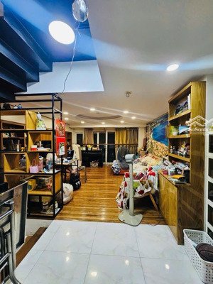 bán nhà hxh 6m 1 trục huỳnh văn bánh, phú nhuận, 6 tầng, 68m2, ngang 4.6m, 16.45 tỷ