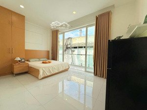 cho thuê phòng ban công 30m2 quận 8 đường dương bá trạc gần bùi viện, cầu nguyễn văn cừ, sư phạm