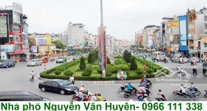 cực hiếm ! chỉ nhỉnh 300 triệu/m2 có ngay 1 căn nhà mặt phố vip nguyễn văn huyên: 300m2- mtr 13met