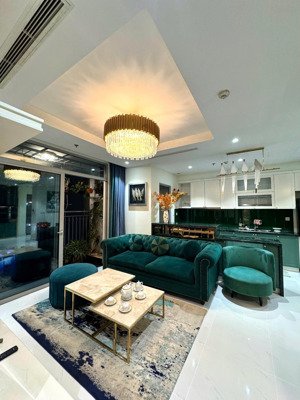 cho thuê gấp cc 3pn 2wc giá ưu đãi 40 triệu, 118m2 tại vinhomes central park, q.bình thạnh, hcm