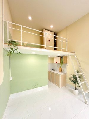 duplex mới xây 100% gần làng đại học