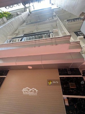 chính chủ nhờ em ty án nhà mậu lương_ô tô gần_vị trí đẹp, di chuyển thuận tiện_pháp lý chuẩn