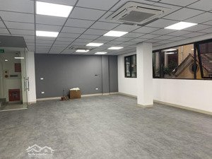 cho thuê văn phòng phố lý nam đế, hoàn kiếm,hà nội,dtsd 30m2 , giá 8tr/tháng