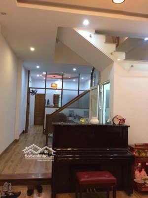 nhà đẹp 4 tầng mặt tiền cao xuân dục, hải châu