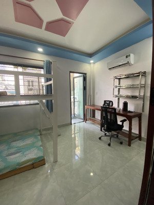 chính chủ- cho thuê phòng trọ ban công full nội thất có gác bình thạnh
