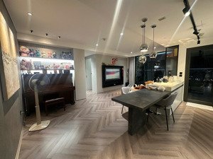 bán căn 2pn cam kết đẹp nhất 6th element hướng bắc view hồ tây, tầng cao view đỉnh, hỗ trợ bank