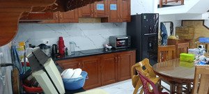 cho thuê nhà nguyên căn, 3 tầng,ngay kcn nam tân uyên mở rộng, chợ quang vinh 3, sân oto.