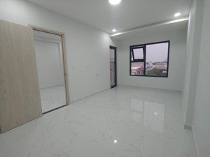 bán căn 1pn - 50m2 - giá 1,73 tỷ tầng trung, có hợp đồng cho thuê, sẵn sổ