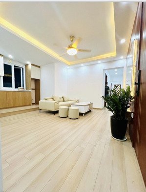 hoa hậu trung tâm hà đông, mới tinh, 5 tầng, thang máy, ô tô, dt 45m, giá 10,7 tỷ!