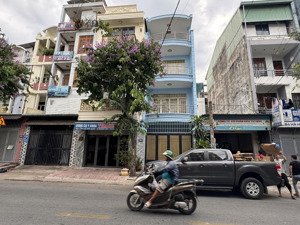 chủ kẹt bán nhanh nhà mt khu nam long q12 hcm - vị trí kd sung dt 4,5x18m giá 8,5 tỷ còn bớt