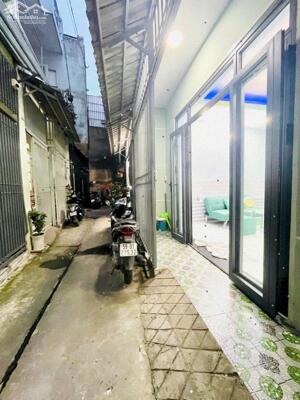 Nhà đẹp 1 lầu chỉ 1 tỷ 390 triệu 4,1mx8m tặng nội thất như hình hóc môn