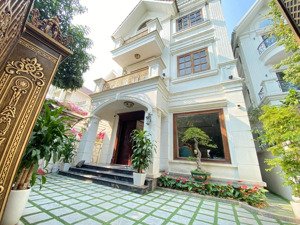 vinhomes riverside. long biên, biệt thự đẹp long lanh. nhà của quan chức thiết kế tinh sảo đẳng cấp