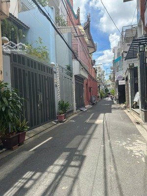 nhà hxh, huỳnh văn bánh, cách mt 20m, 4 tầng, 6,9 tỷ