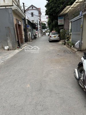 bán đất giang biên 52m2, mặt tiền 4m, ô tô vào đất, ô tô tránh cách 20m. giá 4,65 tỷ