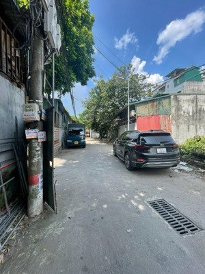 bán nhà khu vực timecity - 71m2 thang máy - 9.99 tỷ - 20m ra ô tô tránh - nhà mới kinhkong - ở ngay