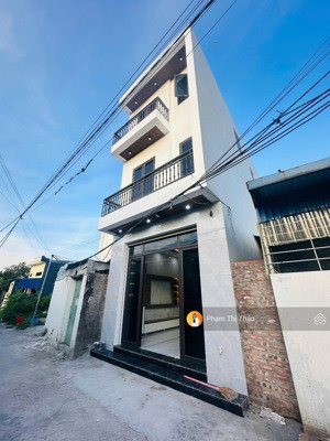 1 căn duy nhất 3 tầng dt 51m đường rộng 3,5 full nội thất 2 tầng tại kiều trung, hồng thái