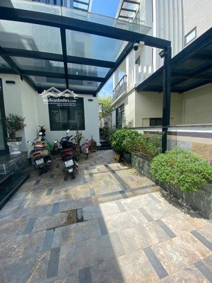 cho thuê biệt thự 200m², 4 tầng tại kđt phú cát city. giá 23 triệu/tháng (có thương lượng)