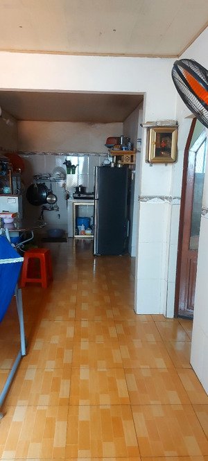 bán nhà cấp 4 mặt tiền gần nhà thờ long bình