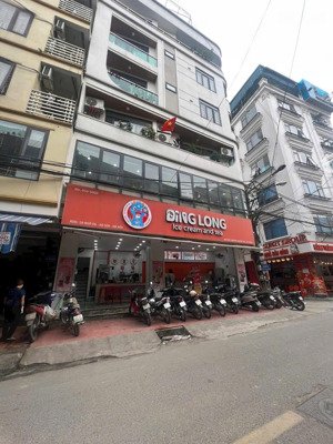 hot! cho thuê nhà mặt phố tôn đức thắng 350m2 x3tầng, mặt tiền 8m, giá 220tr, đẹp nhất quận đống đa