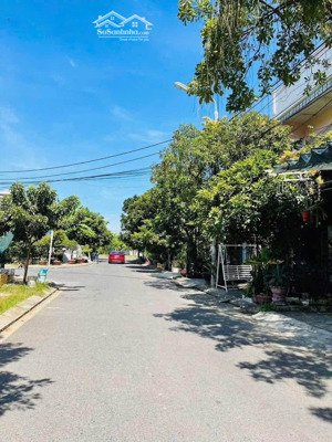 cần bán gấp 1 lô đất hướng nam đẹp giá 3,89 tỷ