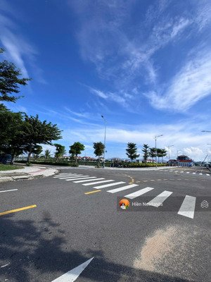 bán 210m đất ngang 10m mặt tiền đường bờ quan 10 sát sông khu điện âm nam hòa xuân sát minh mạng