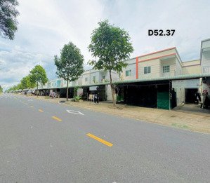 chủ ra bán trọ tại ,thuận an bd nằm trên đường d52.37 thuộc kdc việt sing giá 890tr ,gồm 1 kiot