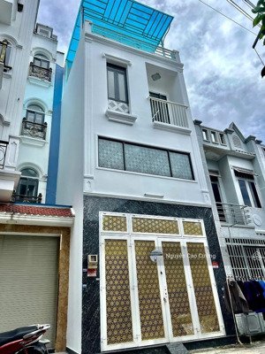 bán nhà 4x12m 1lững 2 lầu đường 7m hiệp thành 05 gần chợ , khu công nghiệp