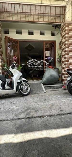 chính chủ gửi bán nhà ở đường lê thị riêng,thị trấn hóc môn